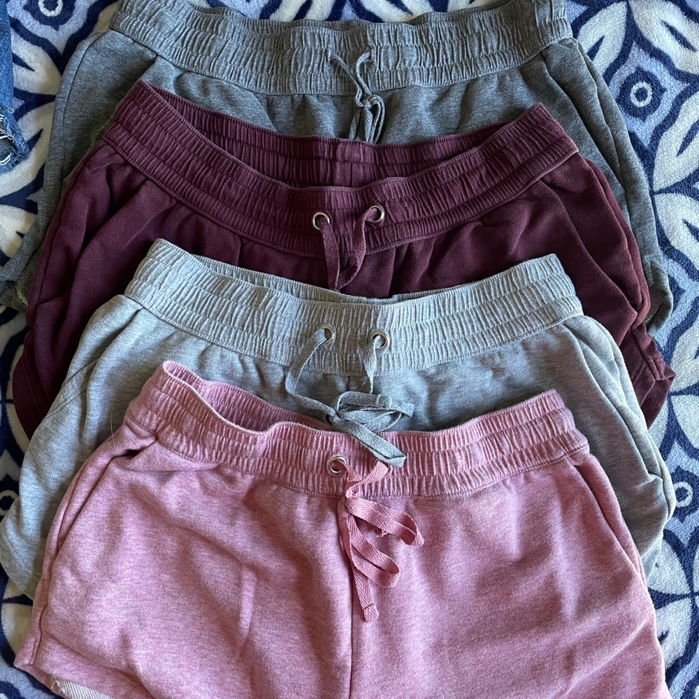 H&M basic shorts